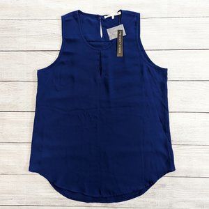 Violet + Claire Blue Sleeveless Blouse M